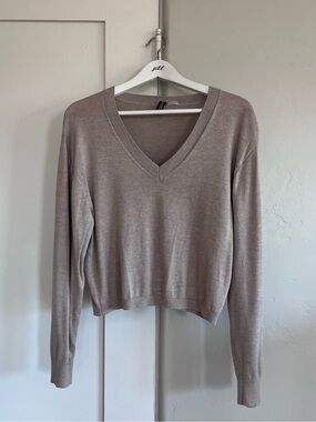 🤍 nwot | H&M | fine knit vneck sweater